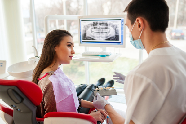 What To Expect During Your First Cosmetic Dentist Visit